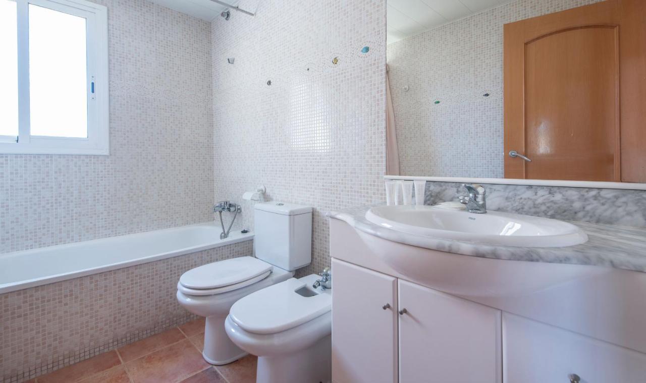 R142 Manila Resort Central Калафел Екстериор снимка